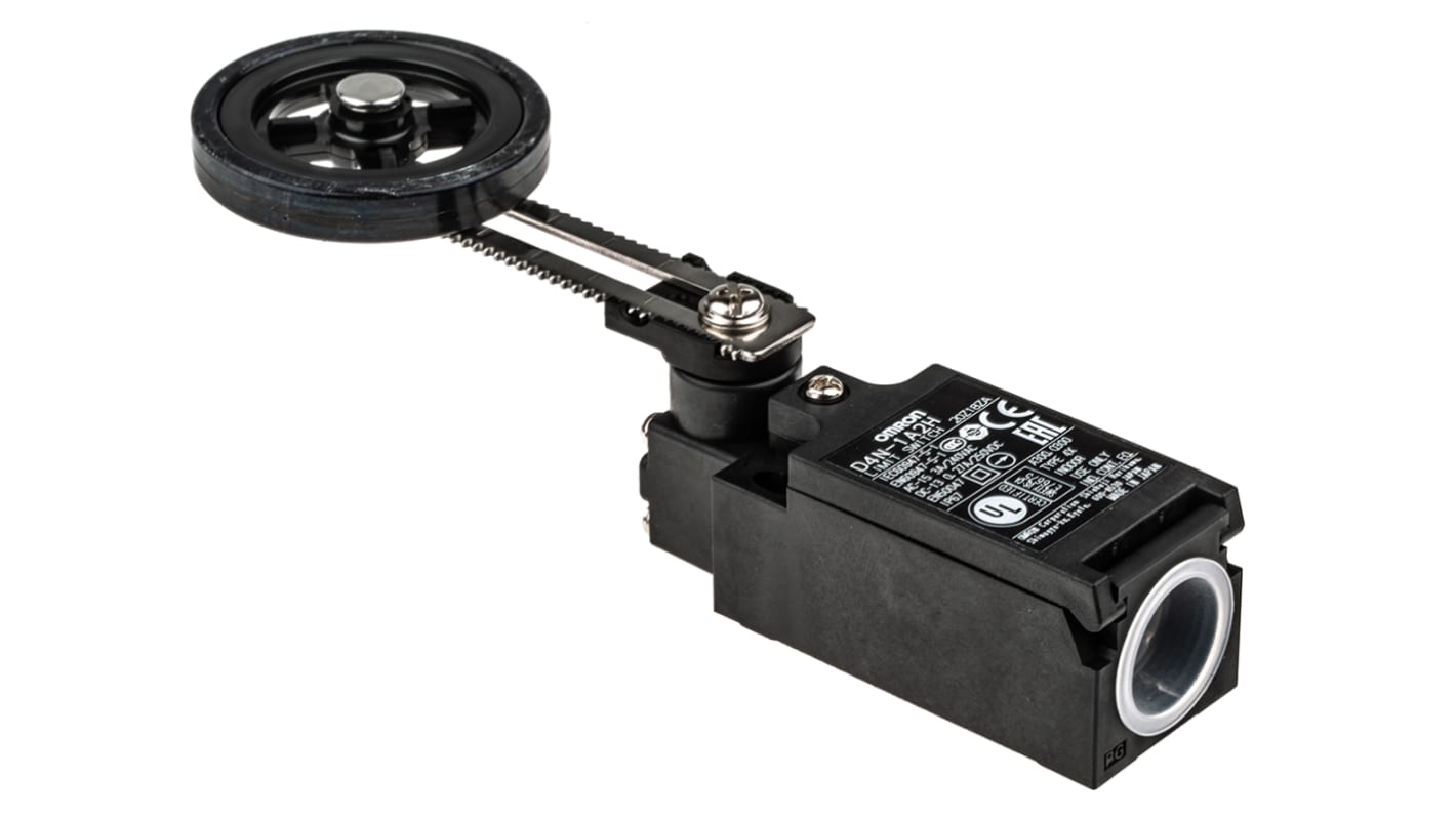 Interruttore di interblocco Omron D4N-1A2H, leva a rullo, 1NO/1NC, IP67, attuatore regolabile, corrente 10A.
