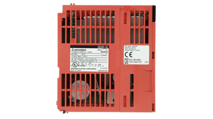Alimentatore PLC Mitsubishi Electric Q61P, ingresso 110-240 V c.a., uscita 5 V c.c., 6 A, con relè di errore integrato.