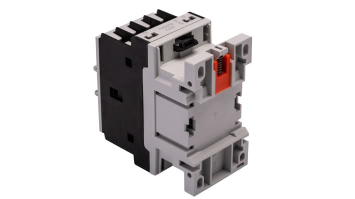 Contattore Lovato BF1810A400, 3 poli, corrente 18 A, montaggio su guida DIN 35 mm, dimensioni 81 x 45 x 80.7 mm, grado di protezione IP20.