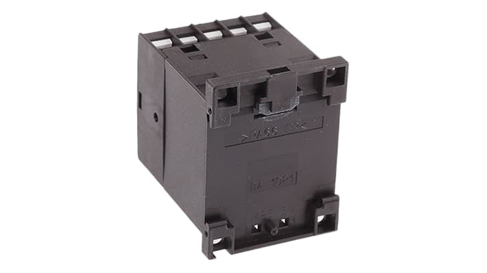 Relè contattore Lovato 11BG0022A230, 4 poli, 10 A, 230 V ca, montaggio su guida DIN, dimensioni 58x44x57 mm, grado di protezione IP20.