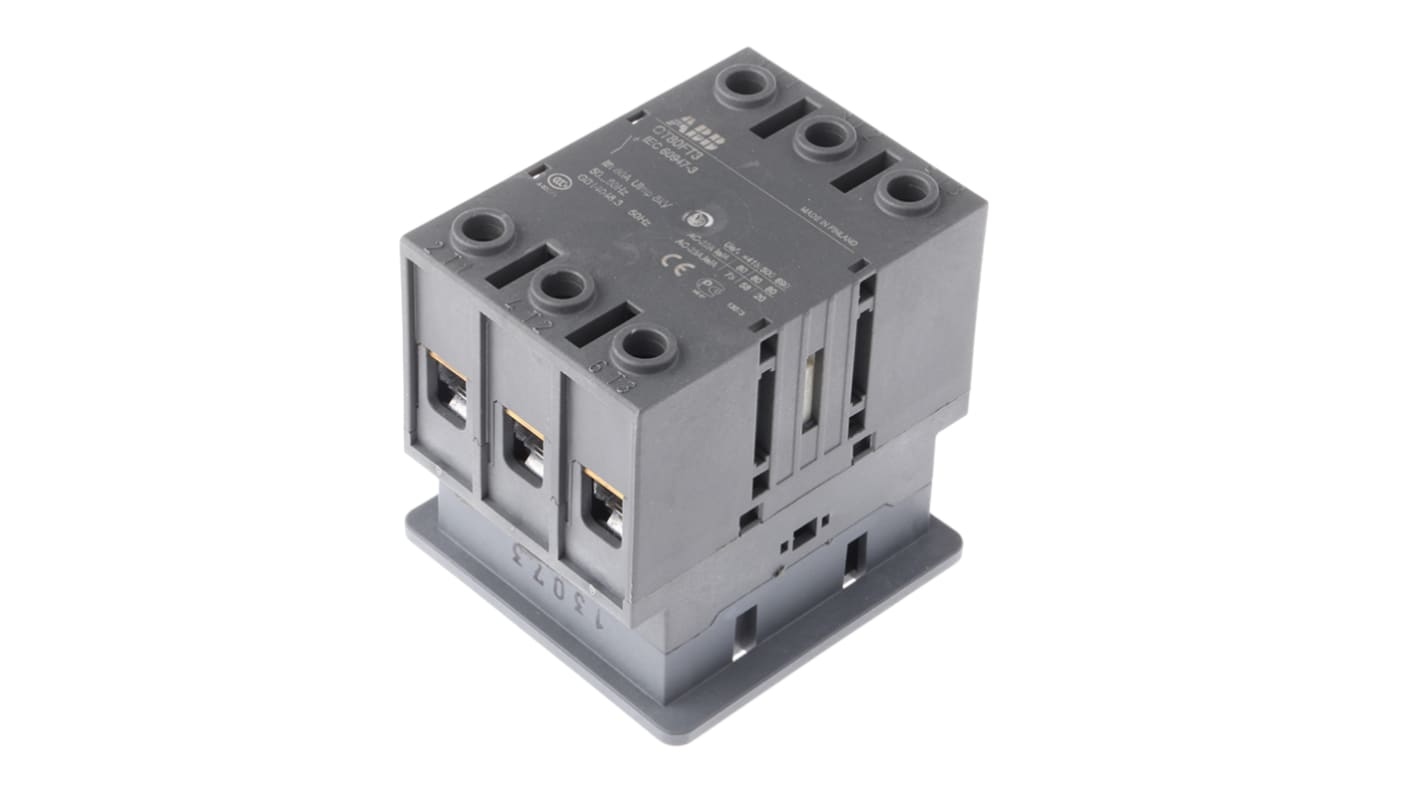 Interruttore sezionatore ABB 3 poli, 80 A, montaggio a pannello, dimensioni 72 x 65 x 69 mm, grado di protezione IP20.