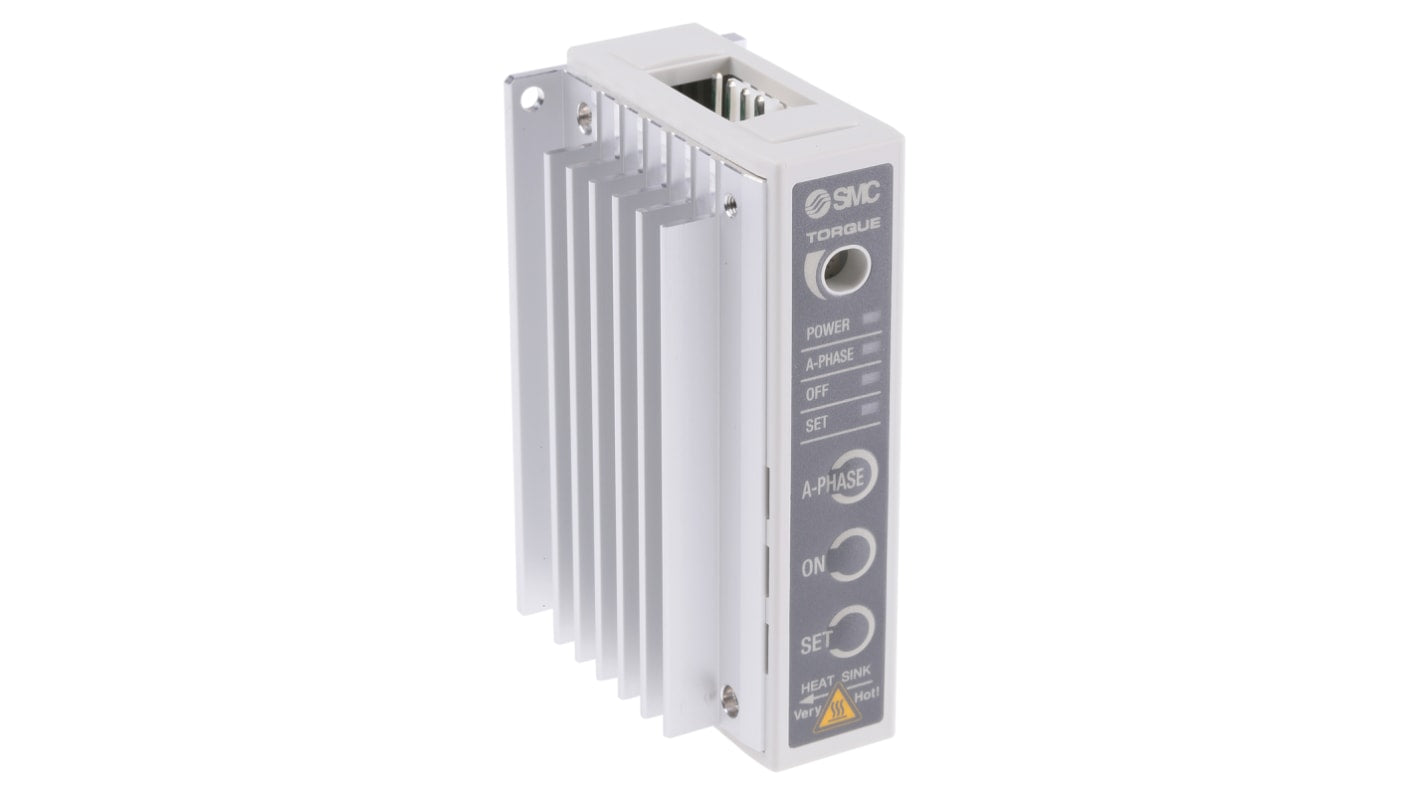 SMC LC3F212-5A3A, modulo di controllo per motori c.c. 24 V, 1.3 A, con set di connettori e regolazione della spinta.