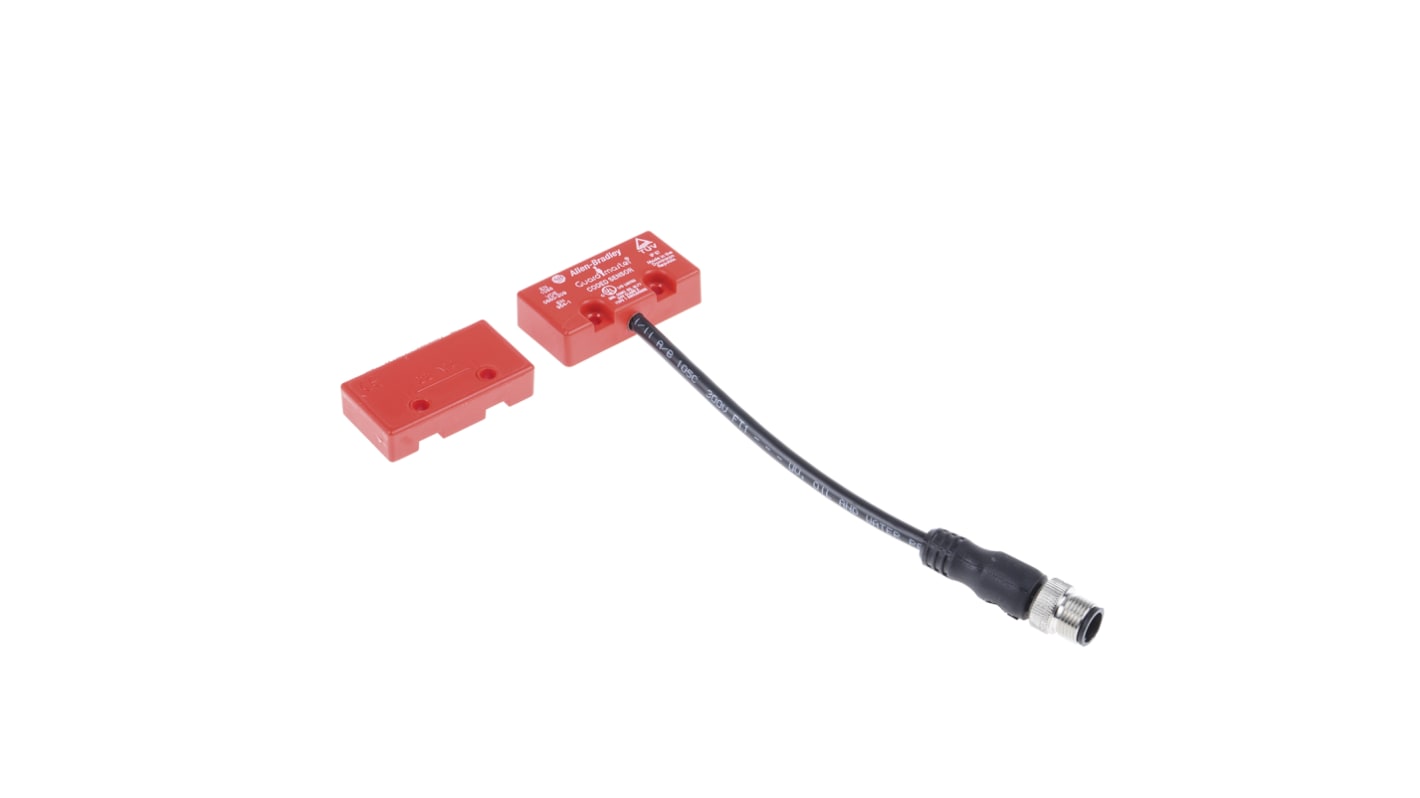 Interruttore di sicurezza senza contatto Allen Bradley Guardmaster 440N-Z2NRS1C, con contatti 2NC, grado di protezione IP67, dimensioni 48x25x12 mm.