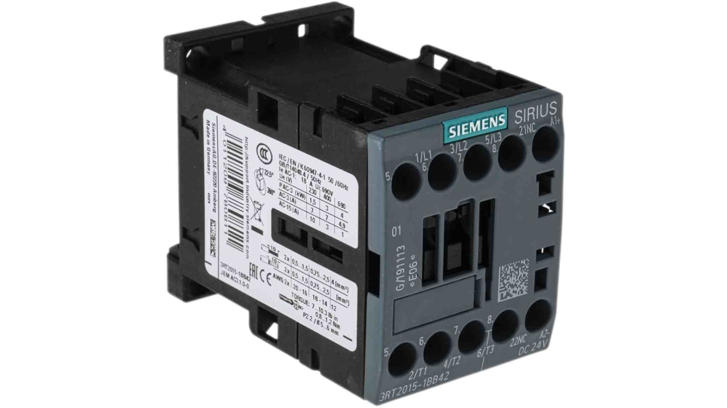 Contattore Siemens 3RT2015-1BB42, 3 poli, 7A, 3kW, 24V c.c. per motori e illuminazione industriale.