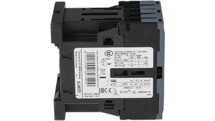 Contattore di potenza Siemens 3RT2015-2BB42, 3 poli 7A 3kW 24V c.c. per automazione industriale. Durata meccanica elevata, IP20, montaggio su guida DIN.