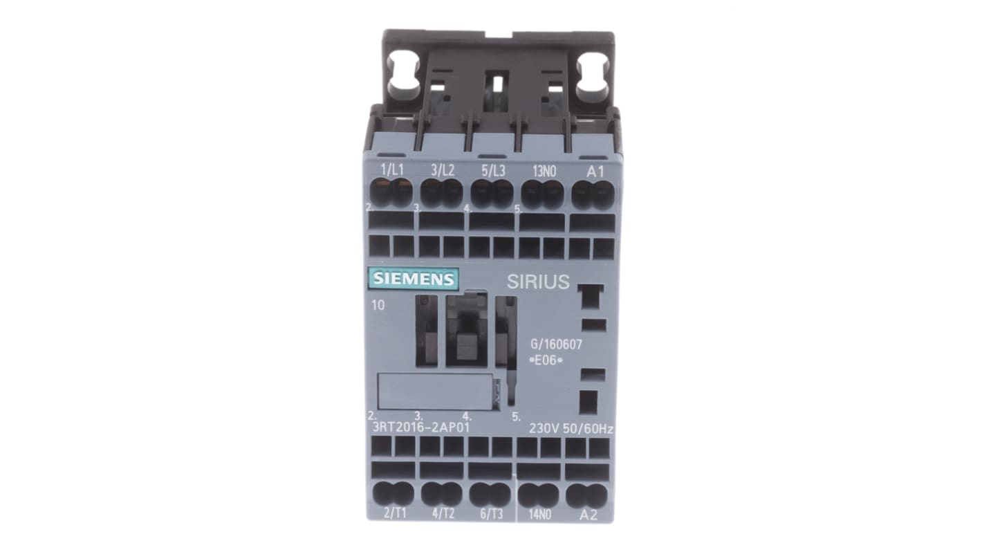 Contattore Siemens 3RT2016-2AP01, 3 poli, 9 A, bobina 230 V c.a., dimensioni 70x45x73 mm, temperatura operativa -25°C/+60°C.