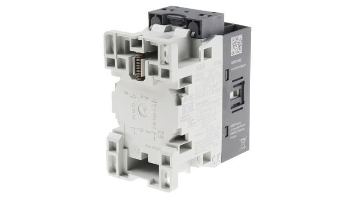 Contattore ABB 1SBL136001R2110, serie AF, 3 poli, 7 A, montaggio su guida DIN, dimensioni 45x80x77 mm.