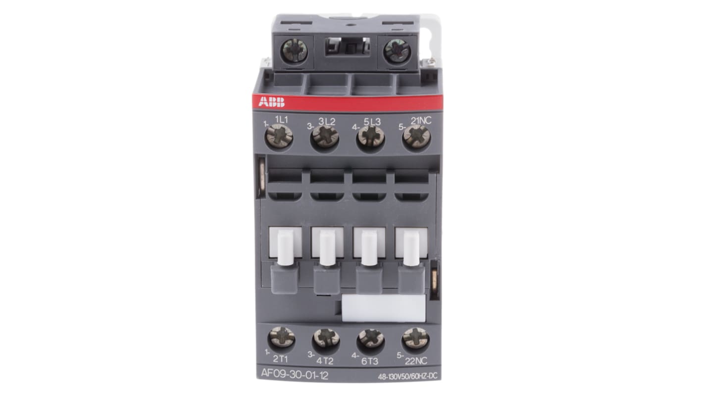 Contattore ABB 1SBL137001R1201 AF09-30-01-12, 3 poli, 7 A, bobina 110 V c.c., montaggio su guida DIN, dimensioni 86 x 77 x 45 mm.