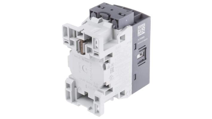 Contattore ABB 1SBL137001R1201 AF09-30-01-12, 3 poli, 7 A, bobina 110 V c.c., montaggio su guida DIN, dimensioni 86 x 77 x 45 mm.
