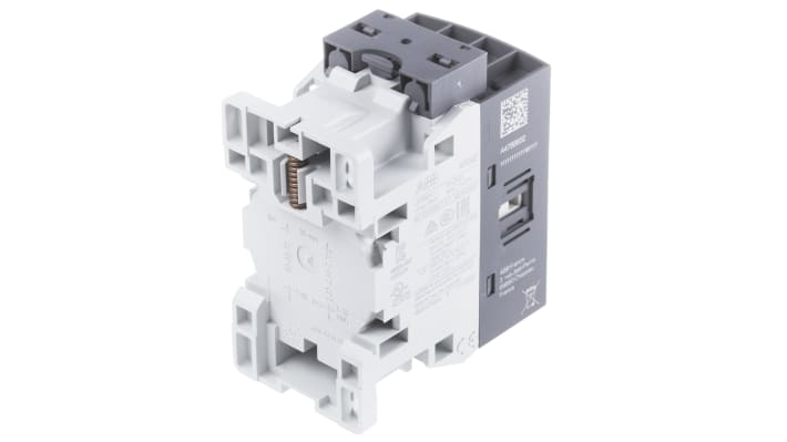 Contattore ABB 1SBL136201R2100 AF, 4 poli, 7 A, bobina 24 V, dimensioni 45x86x77 mm, protezione transitori.