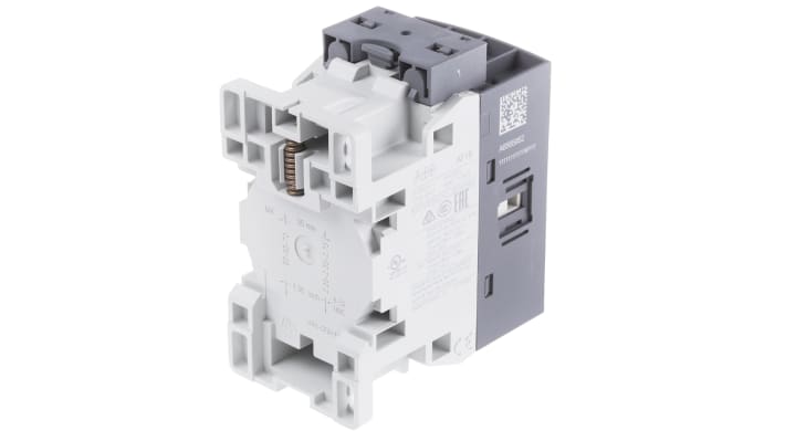 Contattore ABB 1SBL177501R1400, 4 poli, 2 NO + 2 NC, 30 A, bobina 250-500 V, dimensioni 45x80x77 mm.