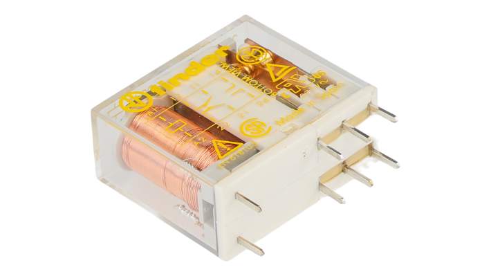 Finder 50.12.9.005.5000, relè DPDT 2 poli con contatti a guida forzata, tensione 5V cc, montaggio su PCB, dimensioni 29mm x 12.4mm x 25mm.