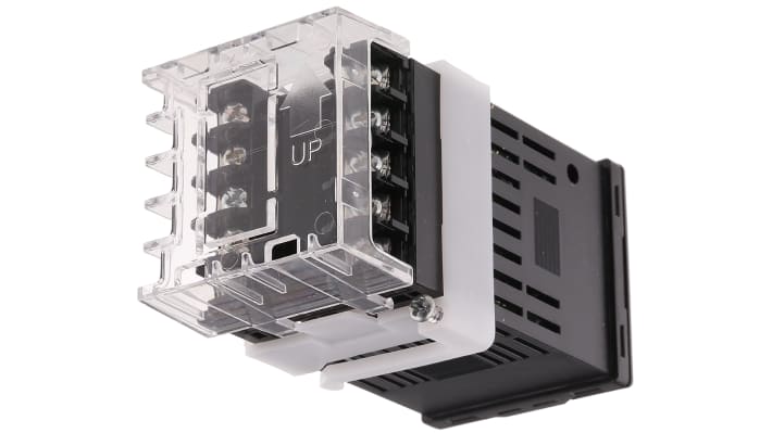 Omron E5CN-HR2M-500 AC100-240, termoregolatore PID 48x48 mm, alimentazione 100-240 V, uscita a relè, gamma -200 a +2300 °C.