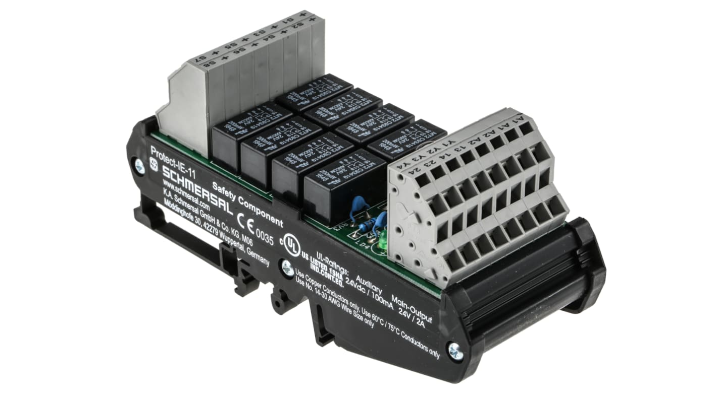 Modulo d'uscita relè di sicurezza Schmersal PROTECT-IE-11, 6 uscite, 24 V c.c., dimensioni 126 x 48 x 61 mm, montaggio su guida DIN.