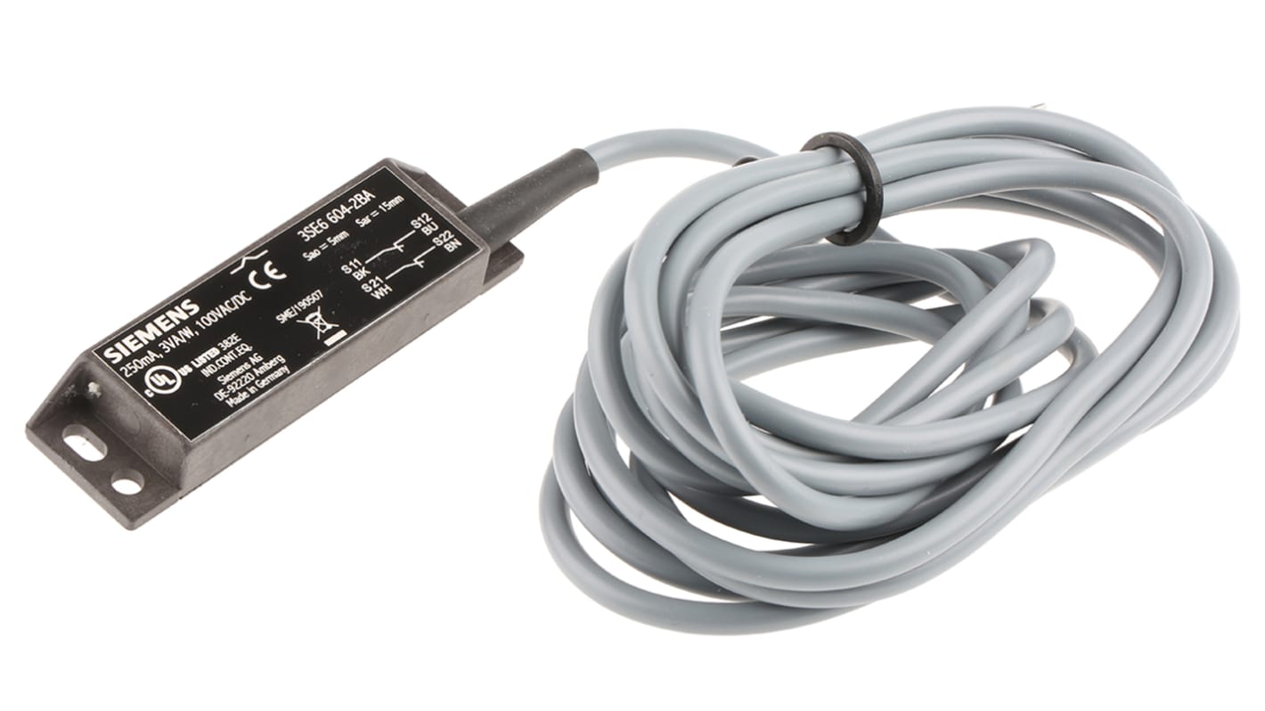 Interruttore di sicurezza Siemens 3SE6604-2BA, design rettangolare, IP67, montaggio su dispositivi mobili, 88x25x13 mm.