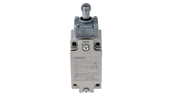 Interruttore di interblocco Omron D4B-4171N, custodia metallica, protezione IP67, dimensioni 97x40x43 mm, durata 30 milioni di cicli.