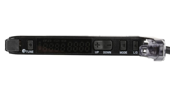 Sensore per fibre ottiche PNP precablato Omron E3X-HD41 2M, vetro, alimentazione 12-24 V c.c., grado di protezione IP50.