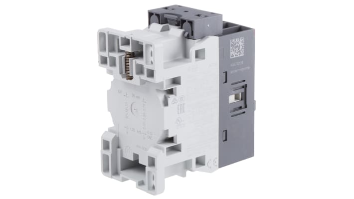 Contattore ABB 1SBL157001R1101 AF, 3 poli, 28 A, bobina 24 V, dimensioni 45x86x77 mm, conforme a IEC 60947.