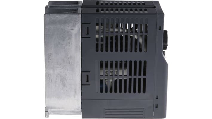Mitsubishi Electric FR-D720S-025SC-EC, inverter monofase 0,4 kW, 230 V, dimensioni 128x68x142,5 mm, interfaccia ModBus.