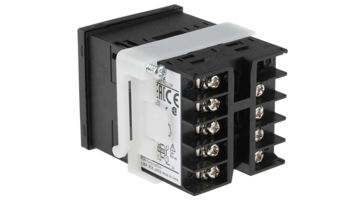 Termoregolatore PID Omron E5C-BQ1PD, 24 V, 48x48 mm, montaggio a pannello, display LED, protezione IP66.
