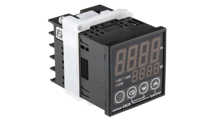 Termoregolatore PID Omron E5C-BR1PD AC/DC24, 48x48mm, montaggio a pannello, uscita relè 250VAC, grado di protezione IP66.