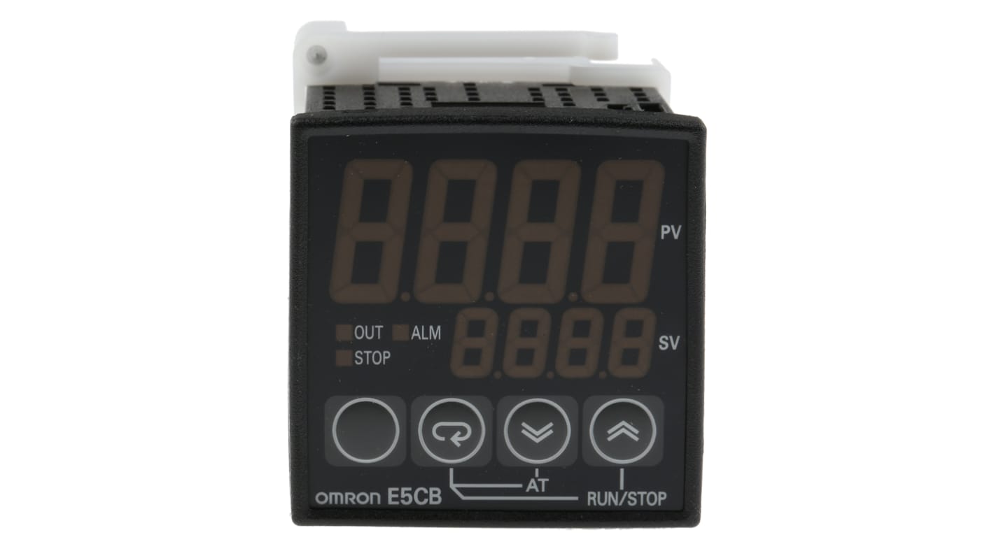 Termoregolatore PID Omron E5CB-R1TC AC100-240, montaggio a pannello, dimensioni 48 x 48 mm, uscita relè, display LED.