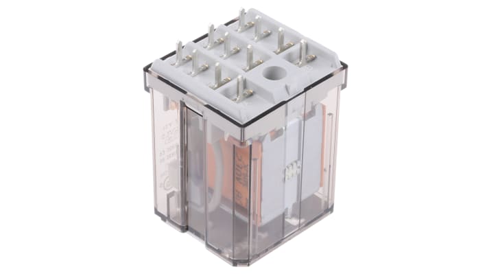 Finder 62.23.8.230.0000, relè di potenza 3PDT, bobina 230V, montaggio su PCB, dimensioni 38.2mm x 35.8mm x 49.1mm.