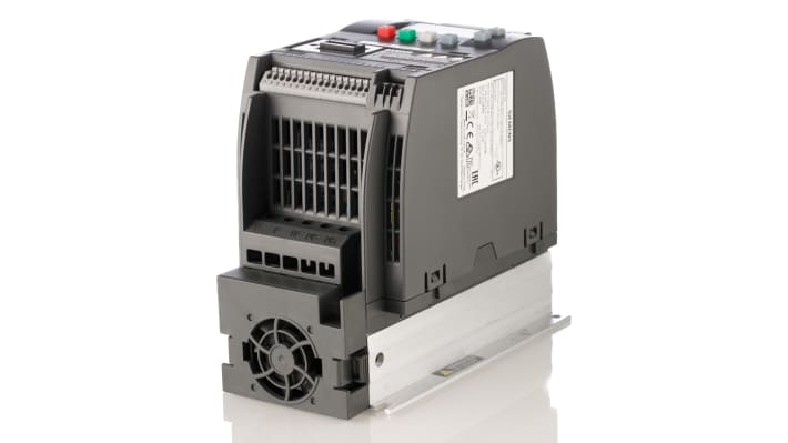 Inverter Siemens 1,5 kW, 400V AC, 3 fasi, 0-550Hz - Efficiente per ventilatori e pompe, risparmio energetico, installazione compatta.