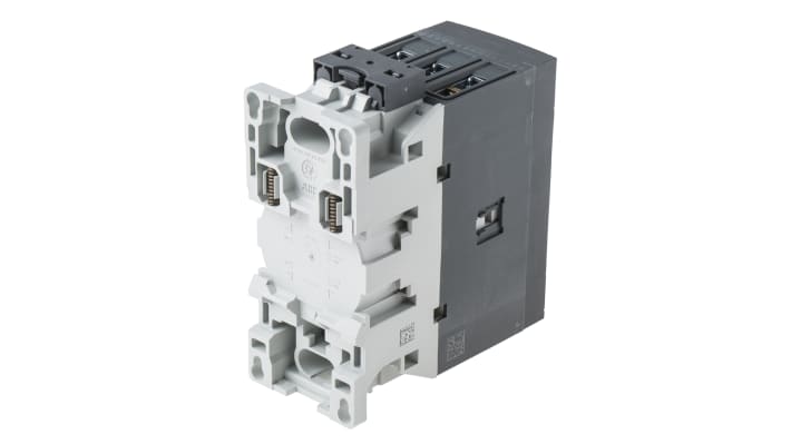 Contattore ABB 1SBL347001R4100 AF40-30-00-41, 3 poli, 70 A, bobina 24 V c.a., dimensioni 125,5 x 55 x 111 mm.