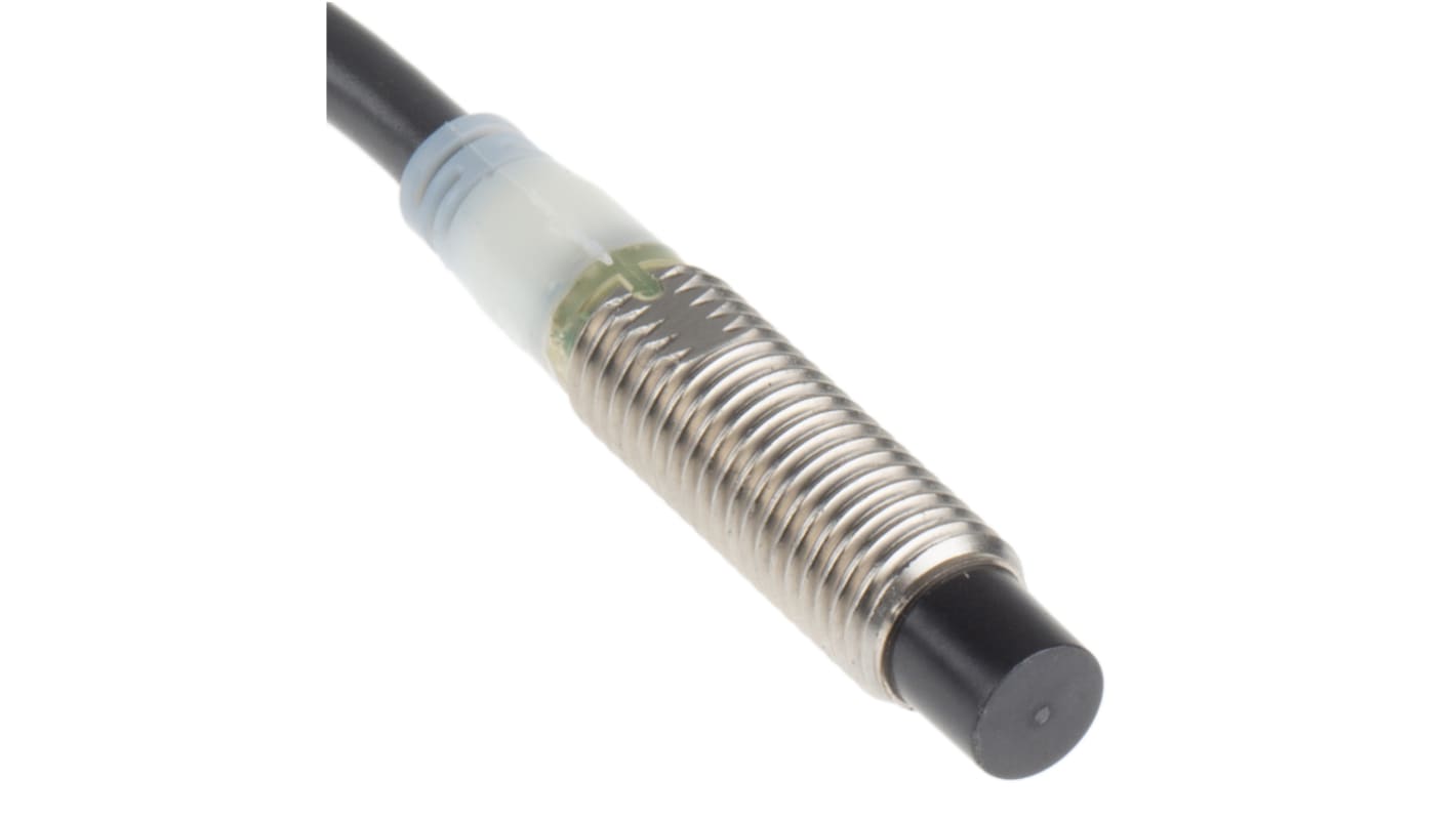 Omron E2A-S08KN04-WP-B1 5M, sensore di prossimità cilindrico PNP M8, rilevamento 4 mm, IP67, acciaio inox, LED indicatore.