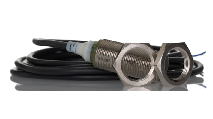 Sensore di prossimità cilindrico PNP Omron E2A-M18KS08-WP-B1 2M, induttivo, rilevamento 8 mm, IP67, alimentazione 12-24 V c.c.