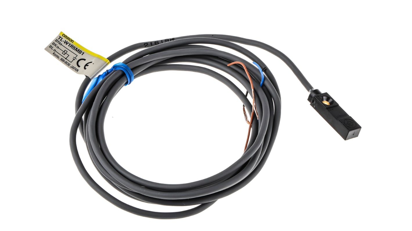 Omron TL-W1R5MB1 2M, sensore induttivo PNP, rilevamento 1,5 mm, alimentazione 12-24 V c.c., dimensioni 25x8x5,5 mm.