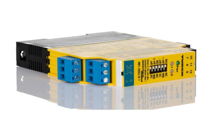 Barriera galvanica Turck IM1-22EX-R, amplificatore isolante 2 canali, montaggio su guida DIN, certificazione ATEX, temperatura -25/+70 °C.