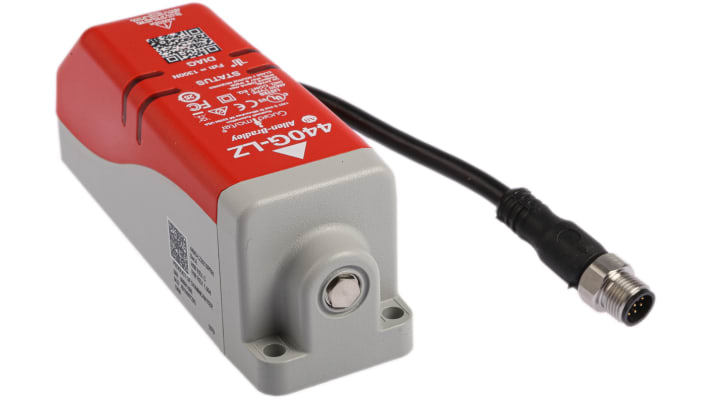 Interruttore di interblocco a solenoide Allen Bradley Guardmaster 440G-LZS21SPRH, 24V cc, IP66/IP67/IP69K, con 2 contatti di sicurezza PNP e attuatore RFID. Dimensioni 140x50x45 mm.