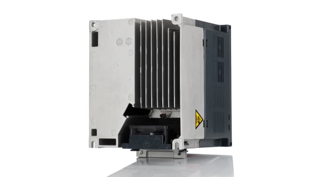 Inverter 3 fasi Schneider Electric ATV212HU40N4, potenza 4 kW, montaggio a pannello, dimensioni 140 x 184 x 150 mm.