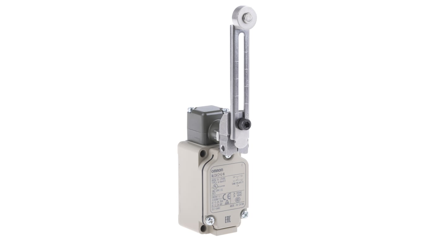Interruttore di fine corsa Omron WL-CA12-GN con leva regolabile, grado di protezione IP67, dimensioni 94,1 x 67 x 40 mm.