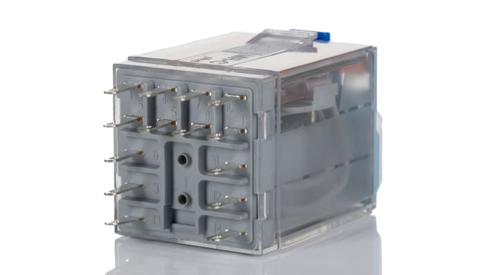 Relè di potenza Turck C4-A40/024VDC, 4 poli, 24V cc, 10 A, dimensioni 35 x 35 x 52,5 mm, grado di protezione IP40.