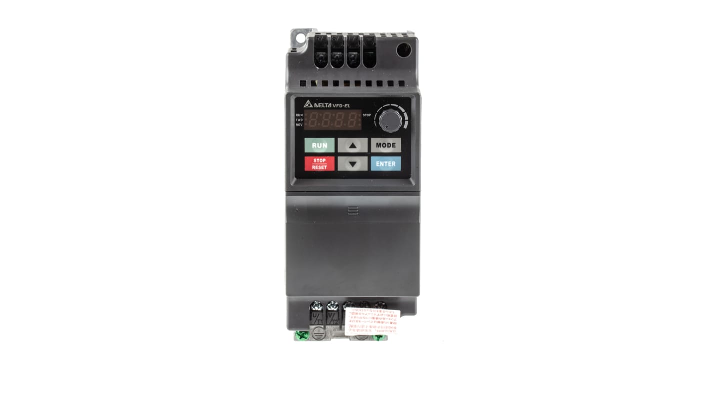 Inverter trifase Delta Electronics VFD007EL43A, potenza 0,75 W, 400 V, 3,2 A, design compatto, dimensioni 136x72x174 mm.