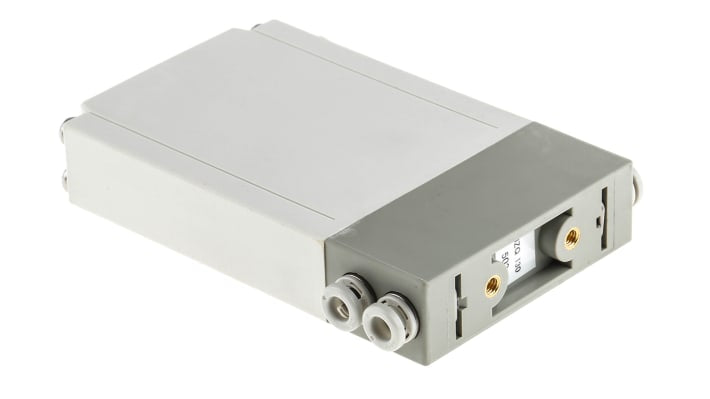 Regolatore pneumatico SMC ITV0050-3N, compatto, portata 6L/min, operante tra 0°C e +50°C, attivazione valvola a solenoide.