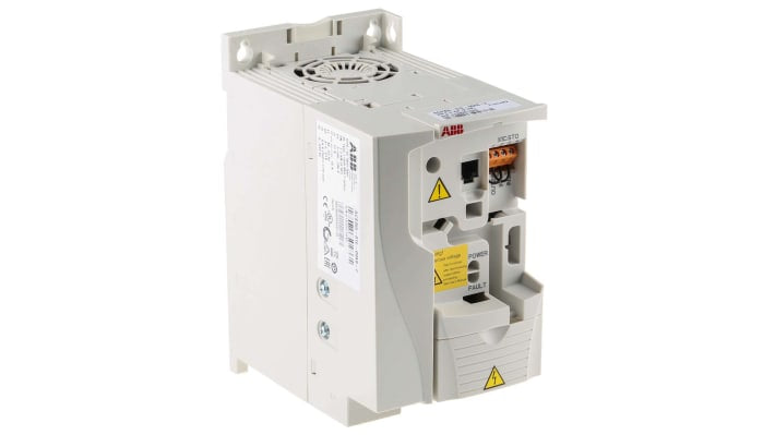Inverter ABB ACS355-01E-09A8-2 per motori in c.a., potenza 2,2 kW, montaggio a pannello, dimensioni 105x239x191 mm.