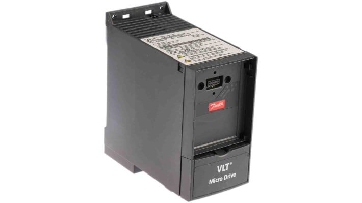 Inverter Danfoss 132F0001 VLT FC51, potenza 0,18 kW, montaggio a pannello, dimensioni 150x70x148 mm, grado di protezione IP20.