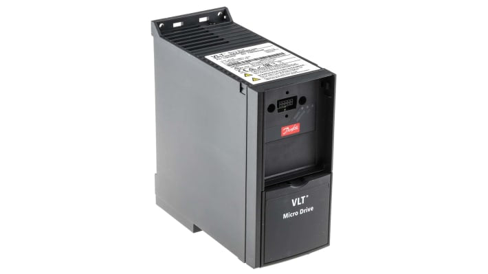 Inverter Danfoss 132F0005 VLT FC51, potenza 1,5 kW, montaggio a pannello, dimensioni 75x176x168 mm, grado di protezione IP20.