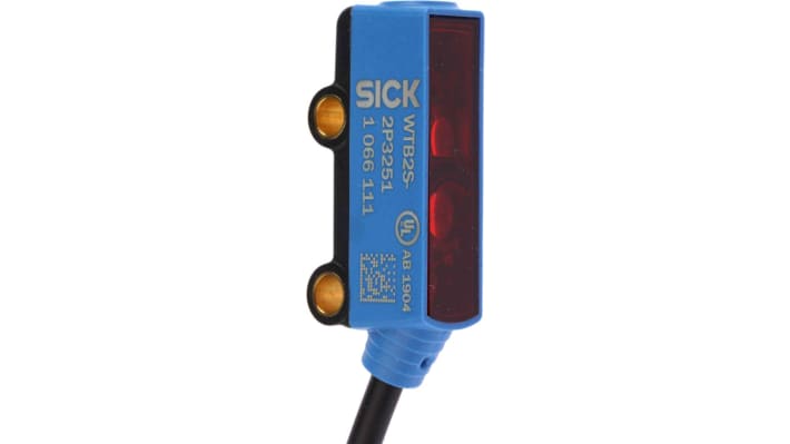Sensore fotoelettrico Sick WTB2S-2P3251, rettangolare, rilevamento 1-150 mm, uscita PNP, montaggio a pannello, IP67.