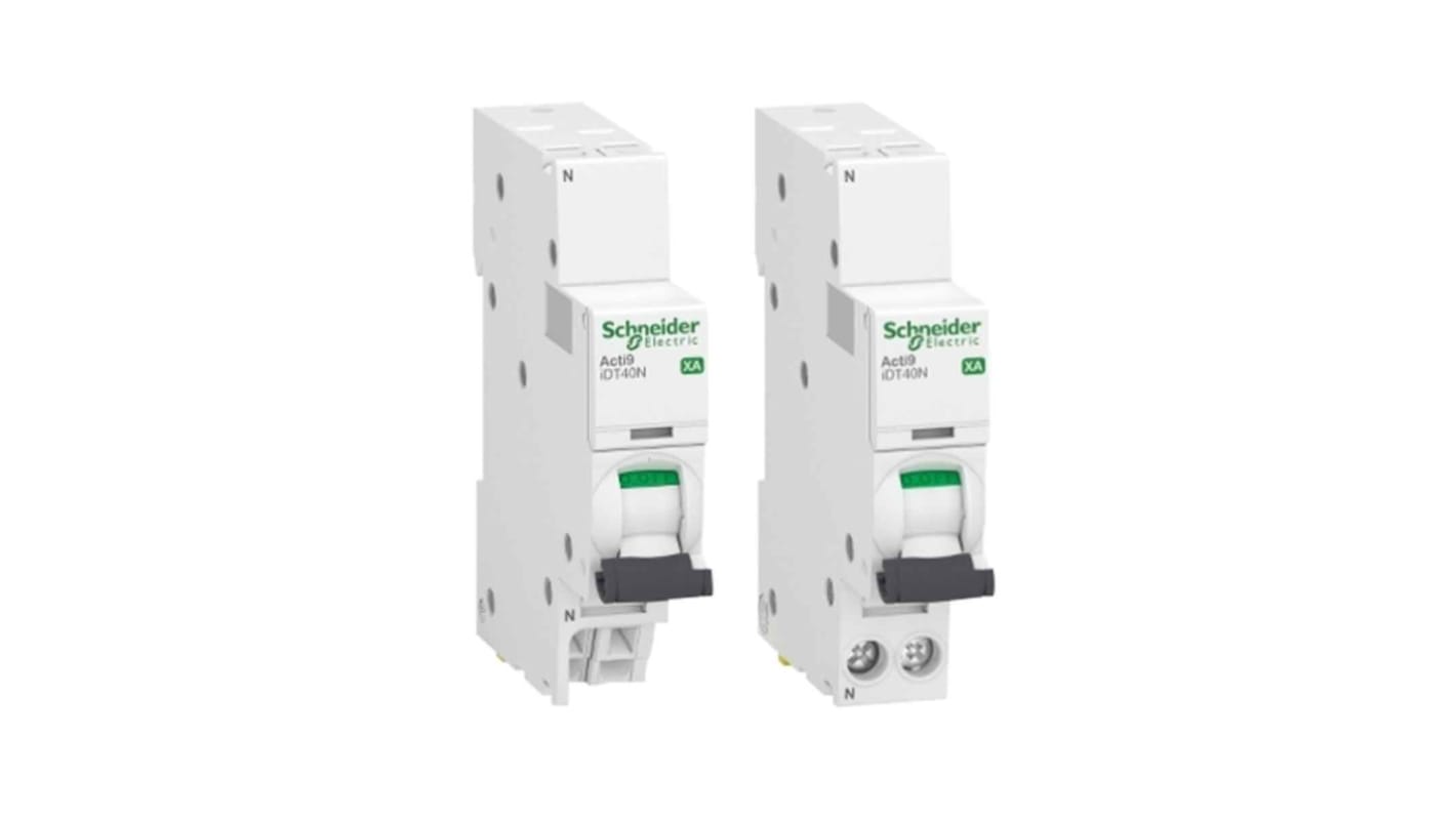 Interruttore magnetotermico Schneider Electric 1P 32A, Tipo C, montaggio su guida DIN, larghezza 18mm, capacità di rottura 7,5 kA.