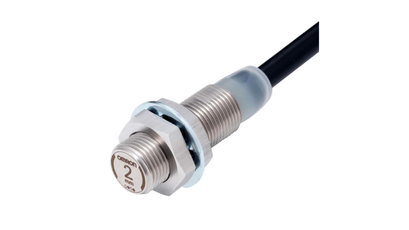 Sensore di prossimità cilindrico PNP Omron E2EW-X2B312 2M, corpo metallico, filettatura M12, gamma di rilevamento 2 mm, IP67.