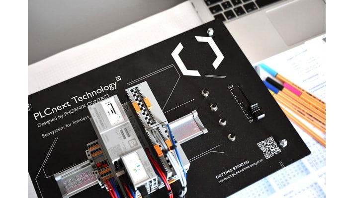 Starter Kit PLCnext Phoenix Contact 1188165 con interfaccia Profinet e rete Ethernet. Controllo e simulazione processi automatizzati. Ideale per integrazione e prestazioni in tempo reale.