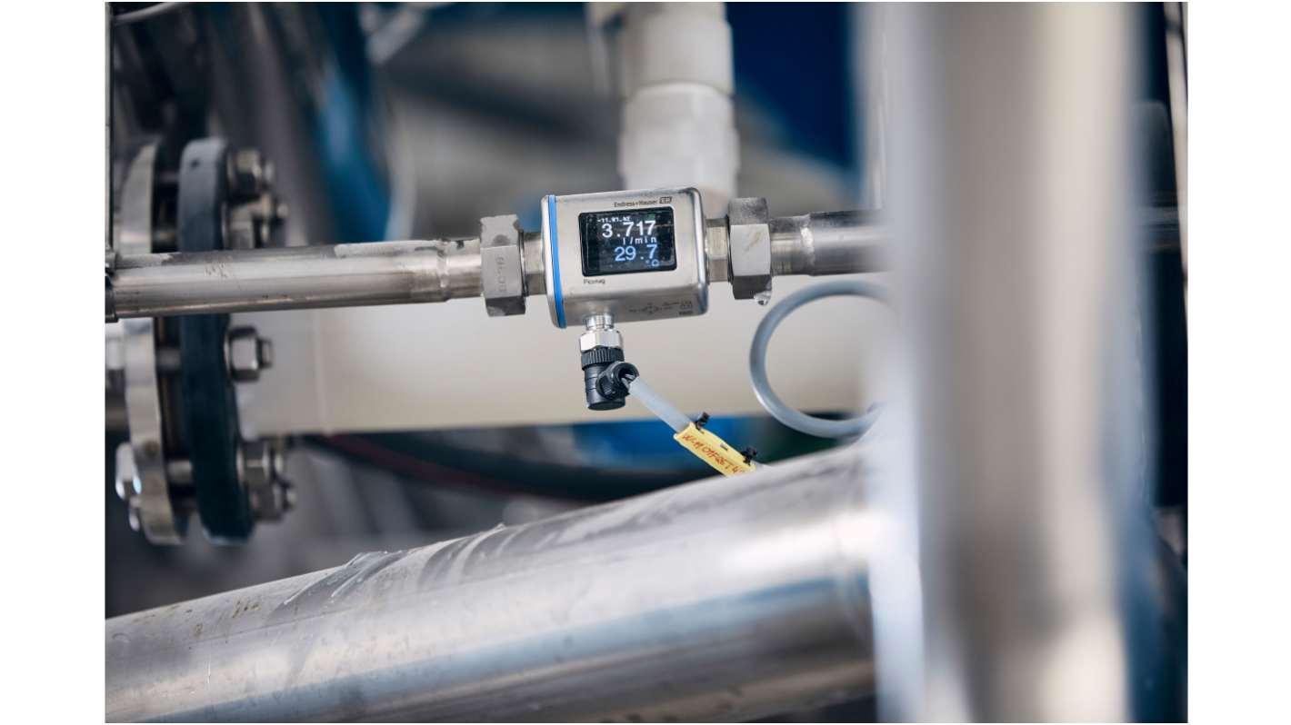 Flussometro per liquidi Endress+Hauser DMA15-AAAAA1, modello Picomag, flusso 0,05-35 l/min, installazione flessibile, dimensioni compatte.