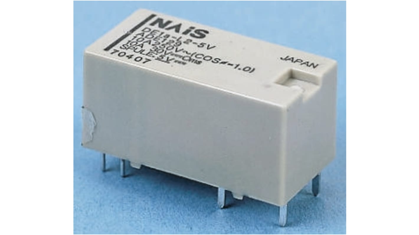 Relè di potenza Panasonic DE1AL25 SPST, montaggio su PCB, bobina 5V, corrente 8A, dimensioni 25 x 12,5 mm.