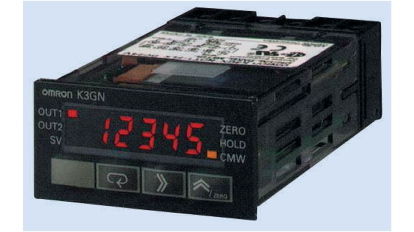 Contatore Omron K3GNPDT224DC con display LCD retroilluminato, ingressi configurabili, dimensioni 24x48 mm, grado di protezione NEMA 4.