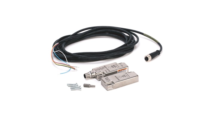 Interruttore di sicurezza senza contatto Allen Bradley Guardmaster 440N-S32043, grado di protezione IP67, dimensioni 33.5 x 78 x 16 mm.